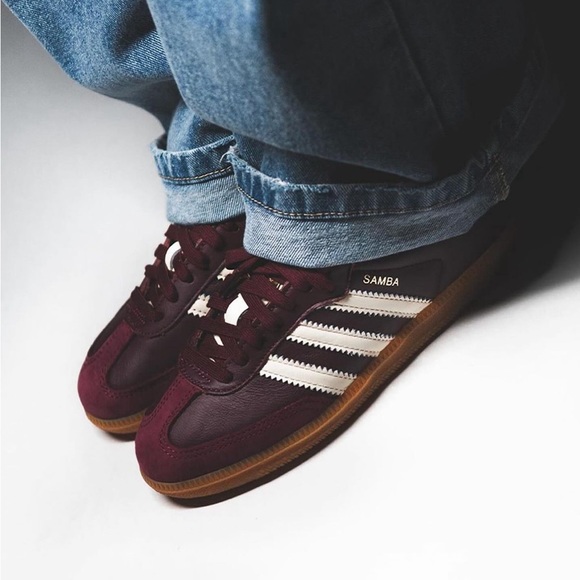 (SOLD) Adidas Samba BNIB women’s 9.5 - Picture 2 of 5